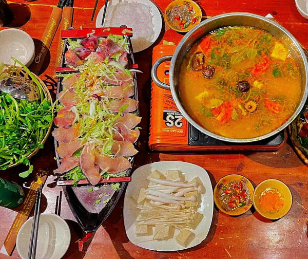 Nhà hàng Hải Lâm Sapa Nhà hàng A Phủ Sapa 02